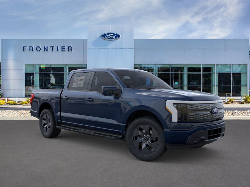 New 2025 Ford F150 Lightning Lariat image 7