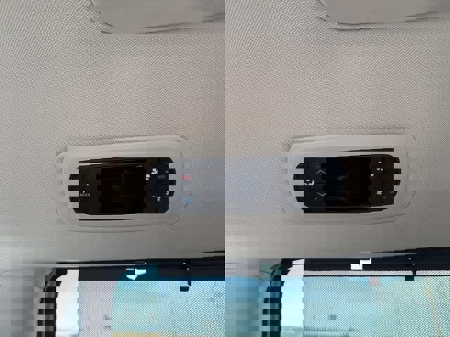 Used 2024 Chrysler Pacifica Touring-L image 22