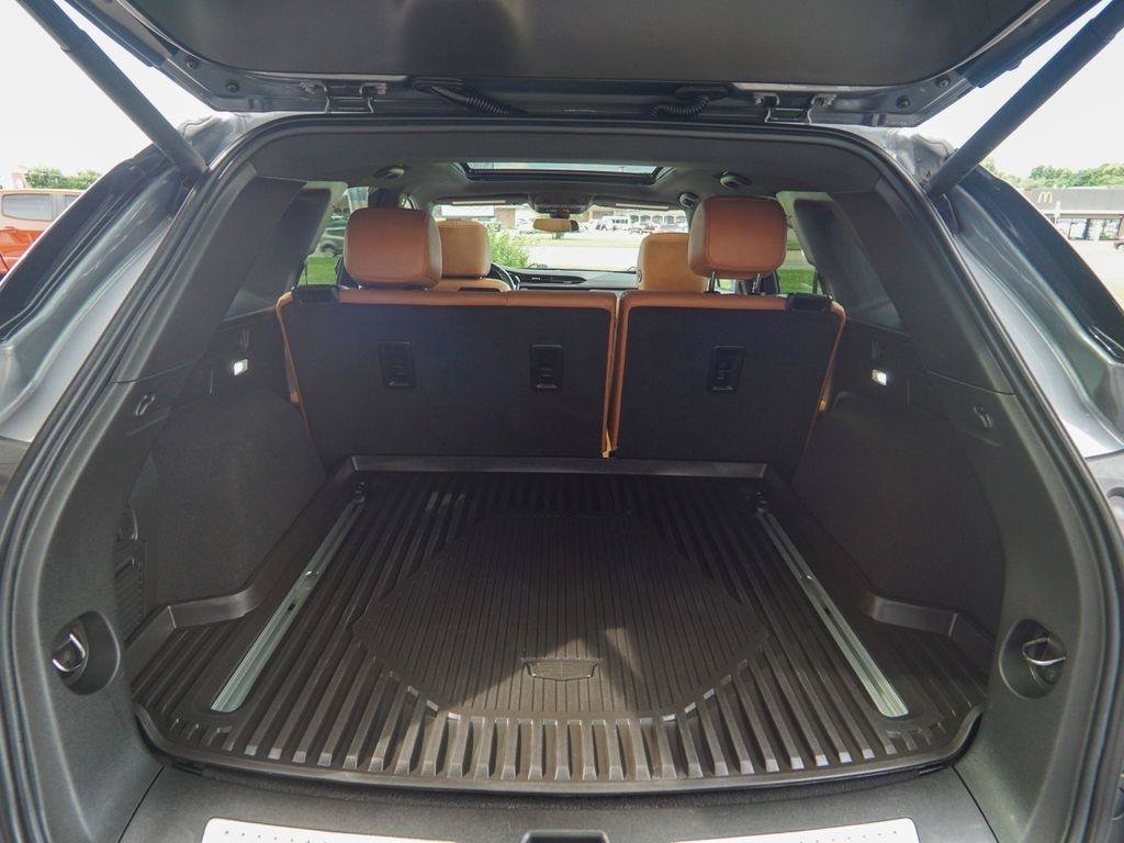Used 2021 Cadillac XT5 Premium Luxury w/ LPO, Floor Liner Package AWD/4WD image 11