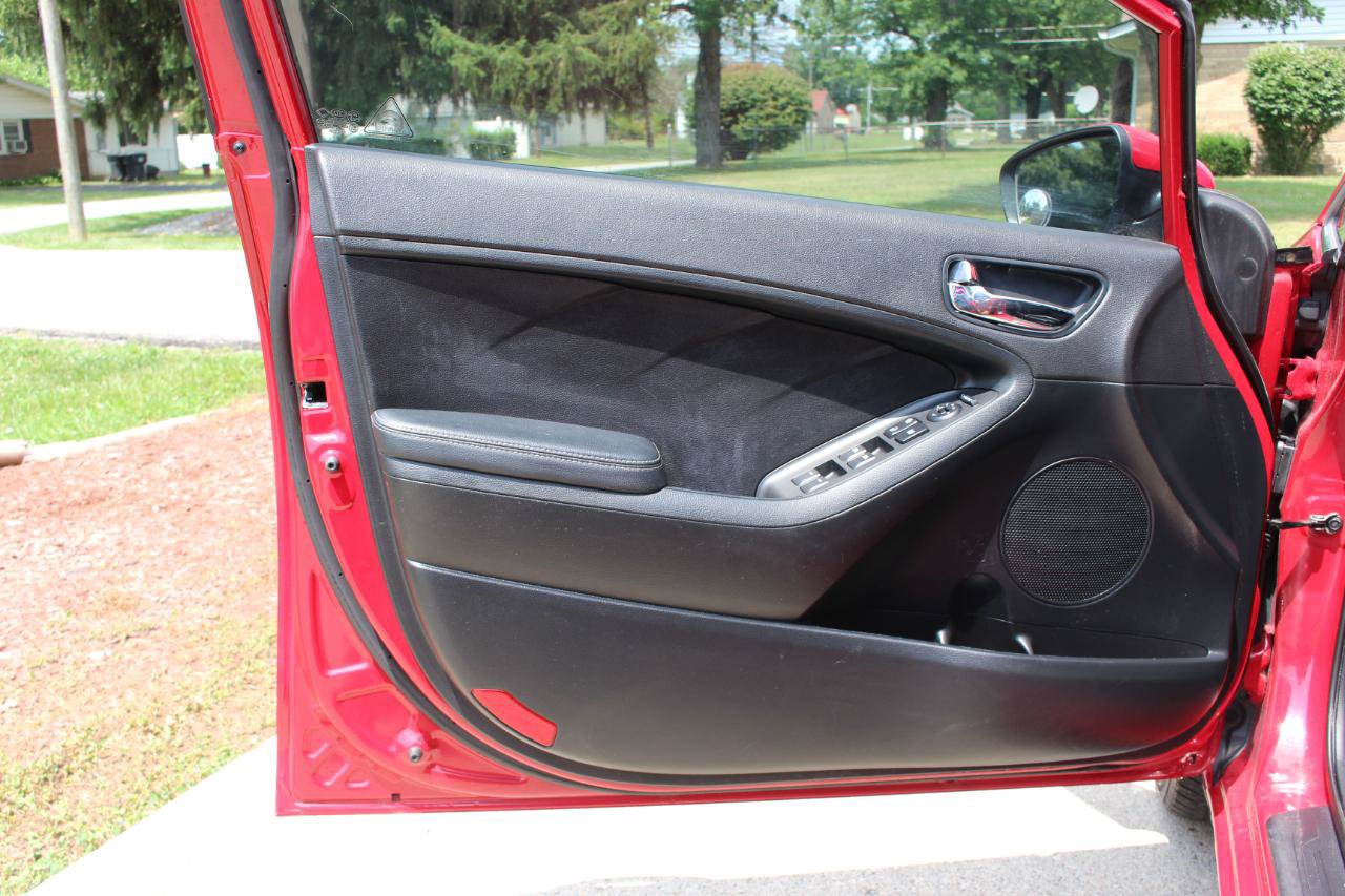 Used 2016 Kia Forte EX w/ EX Premium Package FWD image 11