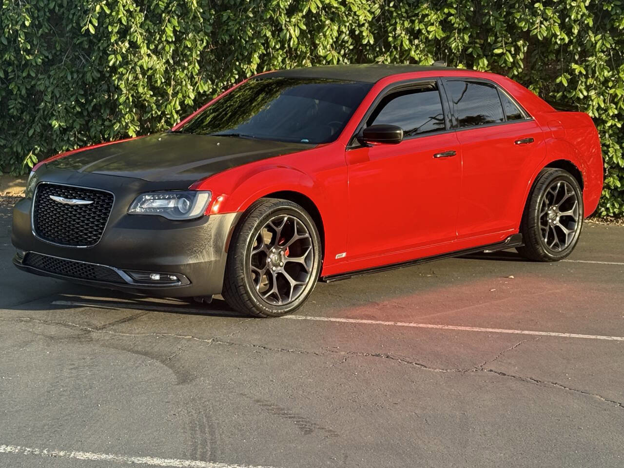 Used 2019 Chrysler 300 S RWD image 4
