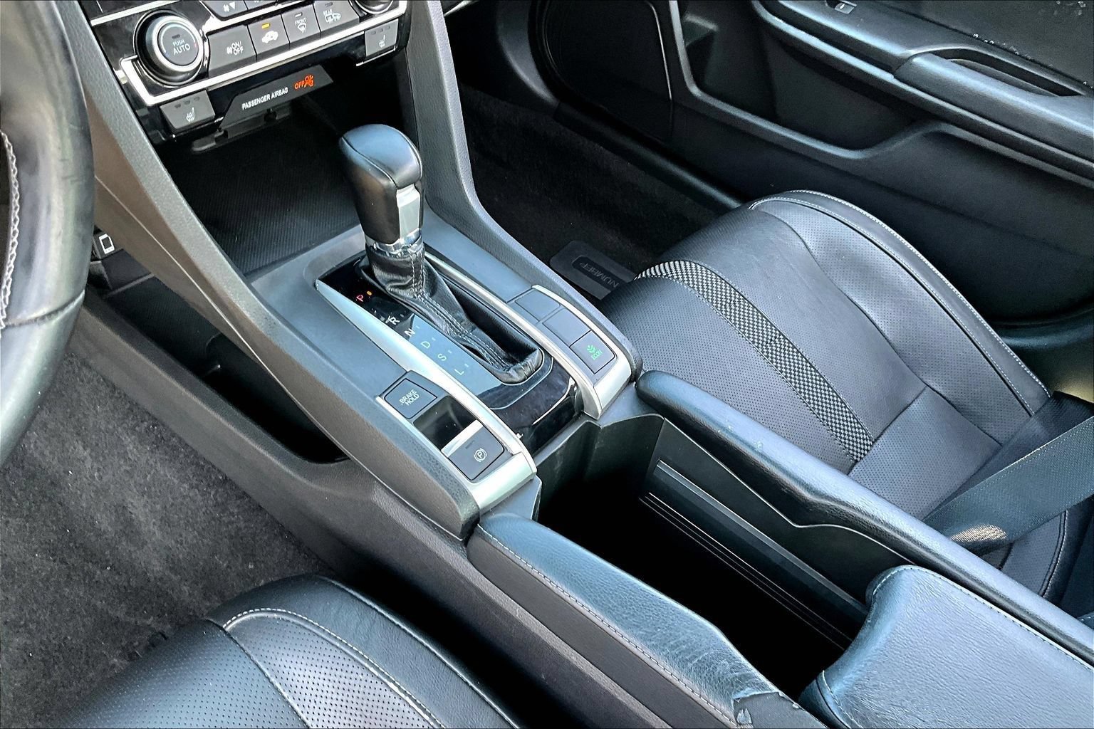 Used 2019 Honda Civic EX-L image 17