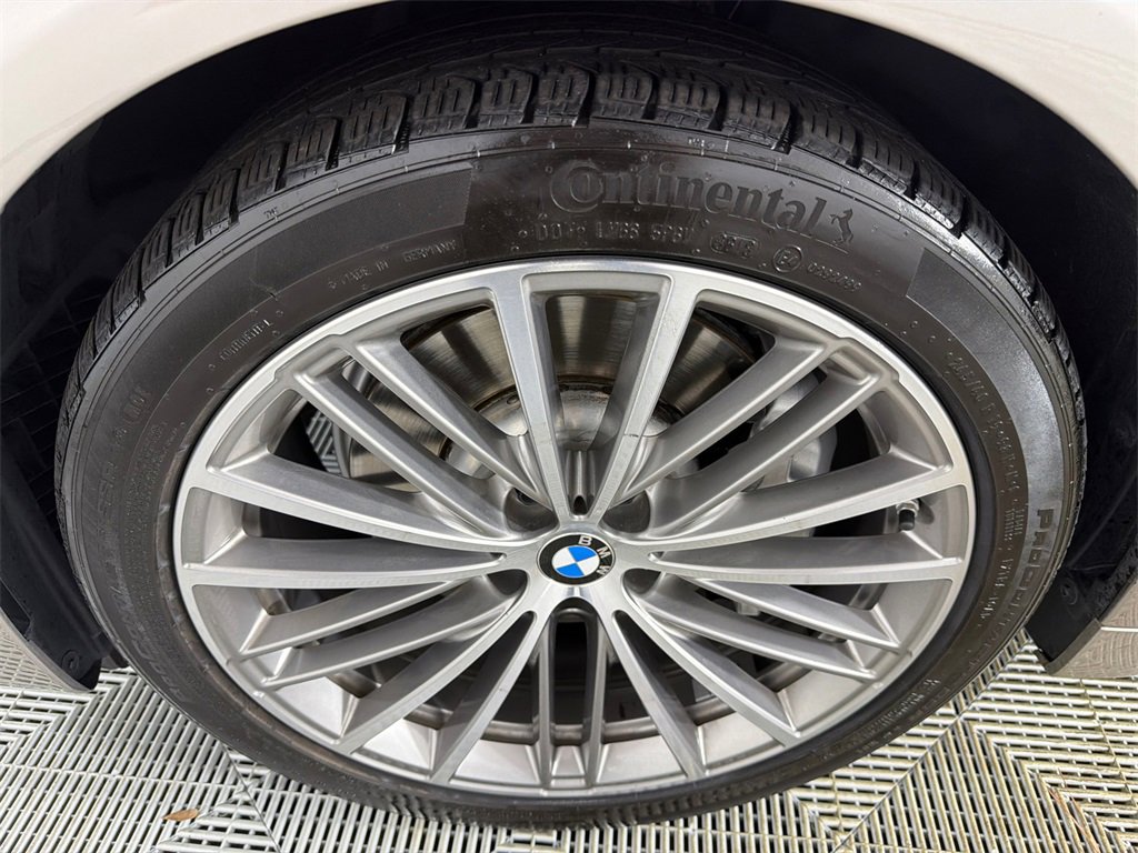 Used 2019 BMW 540i image 13