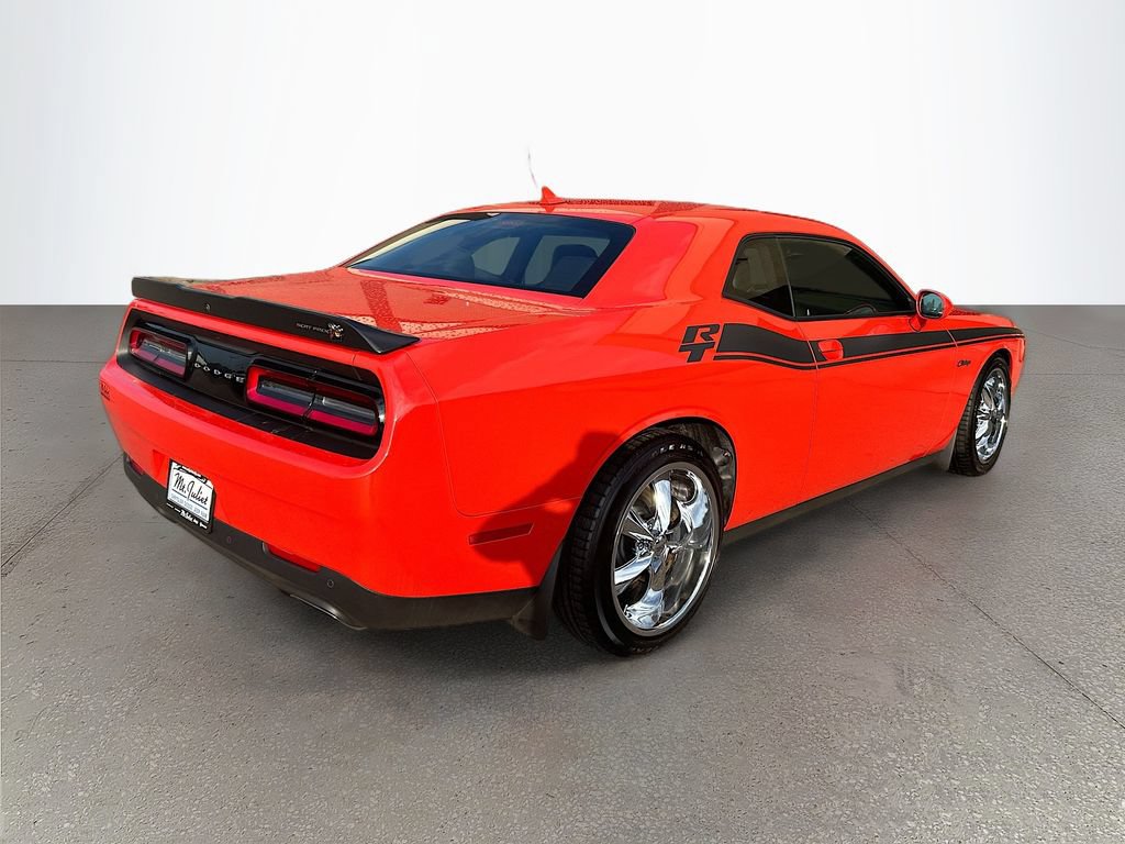 Used 2022 Dodge Challenger R/T Scat Pack w/ Shaker Package RWD image 5