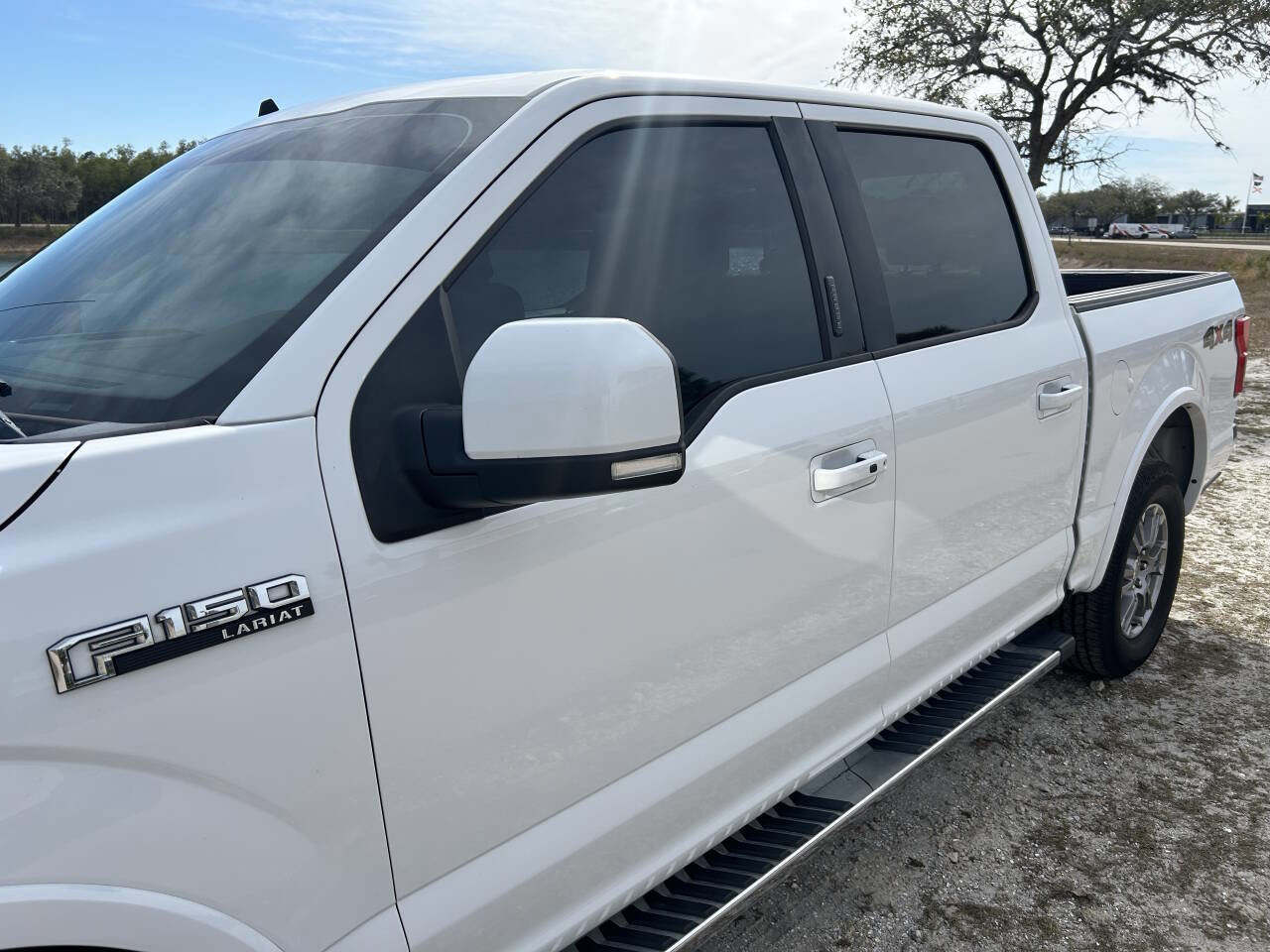 Used 2020 Ford F150 Lariat w/ Equipment Group 501A Mid image 13