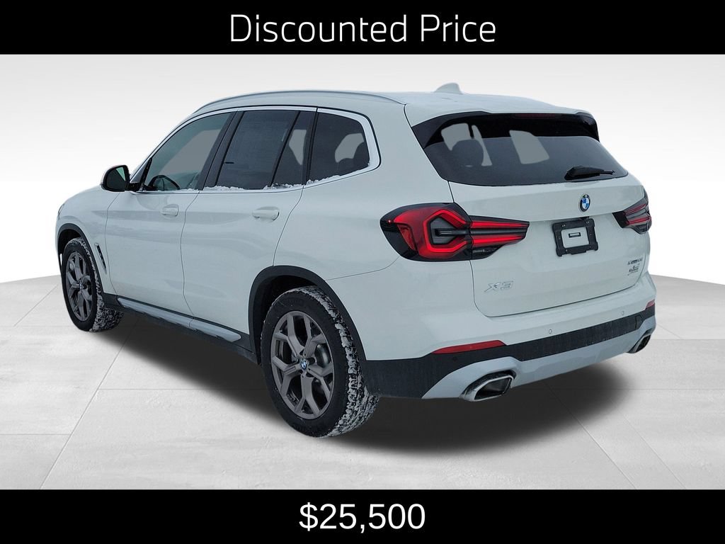 Used 2022 BMW X3 xDrive30i AWD/4WD image 3