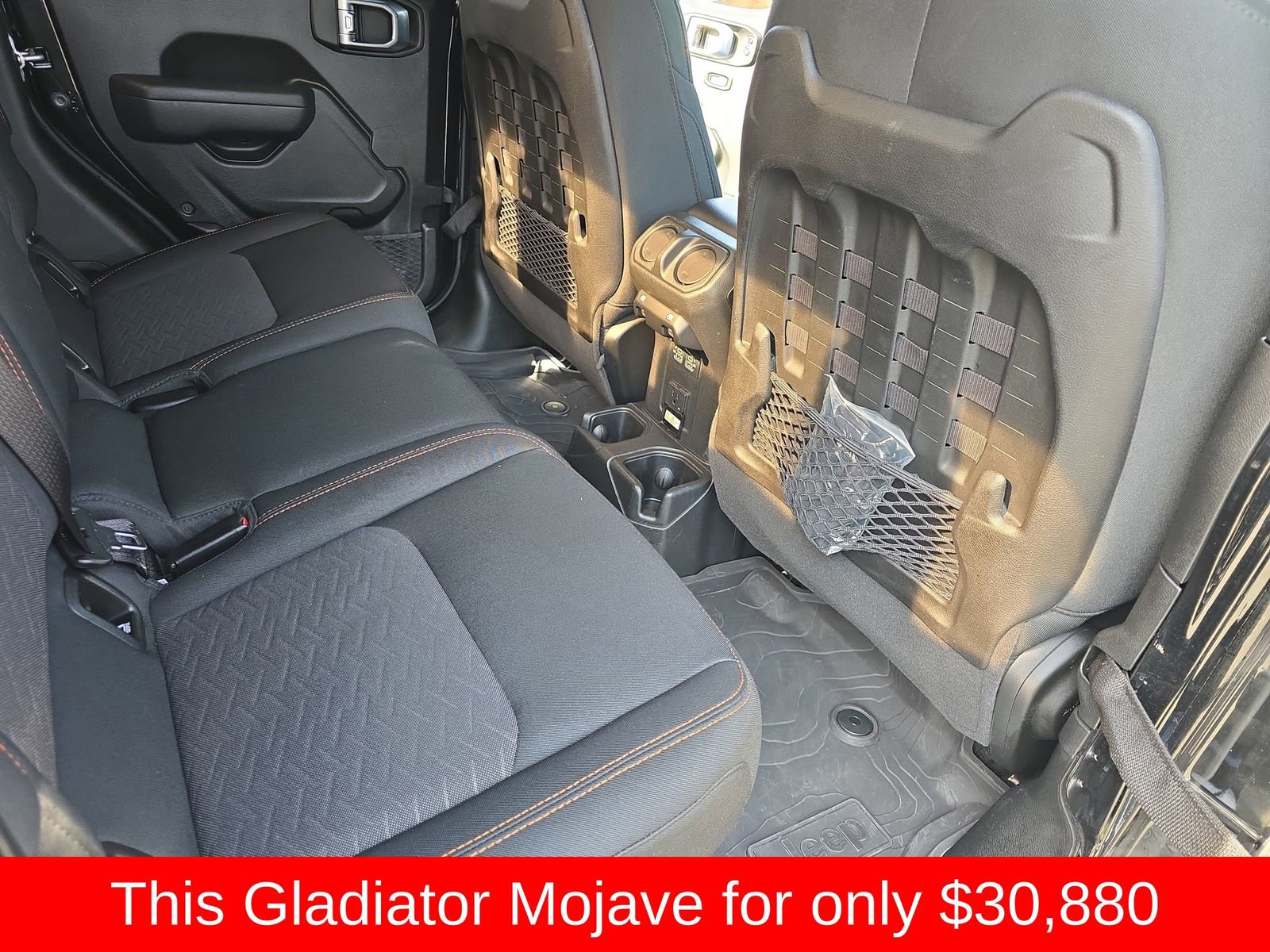 Used 2022 Jeep Gladiator Mojave w/ Cold Weather Group image 19