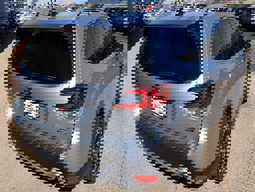 Used 2024 Subaru Forester Touring w/ Convenience Package image 6