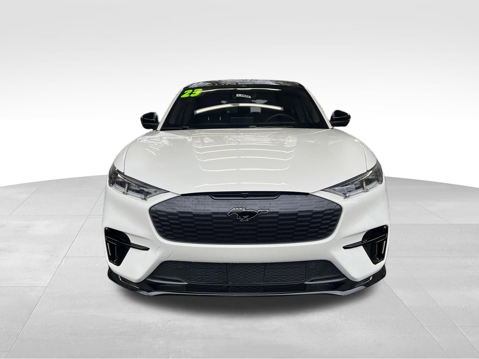 Used 2023 Ford Mustang Mach-E GT image 2