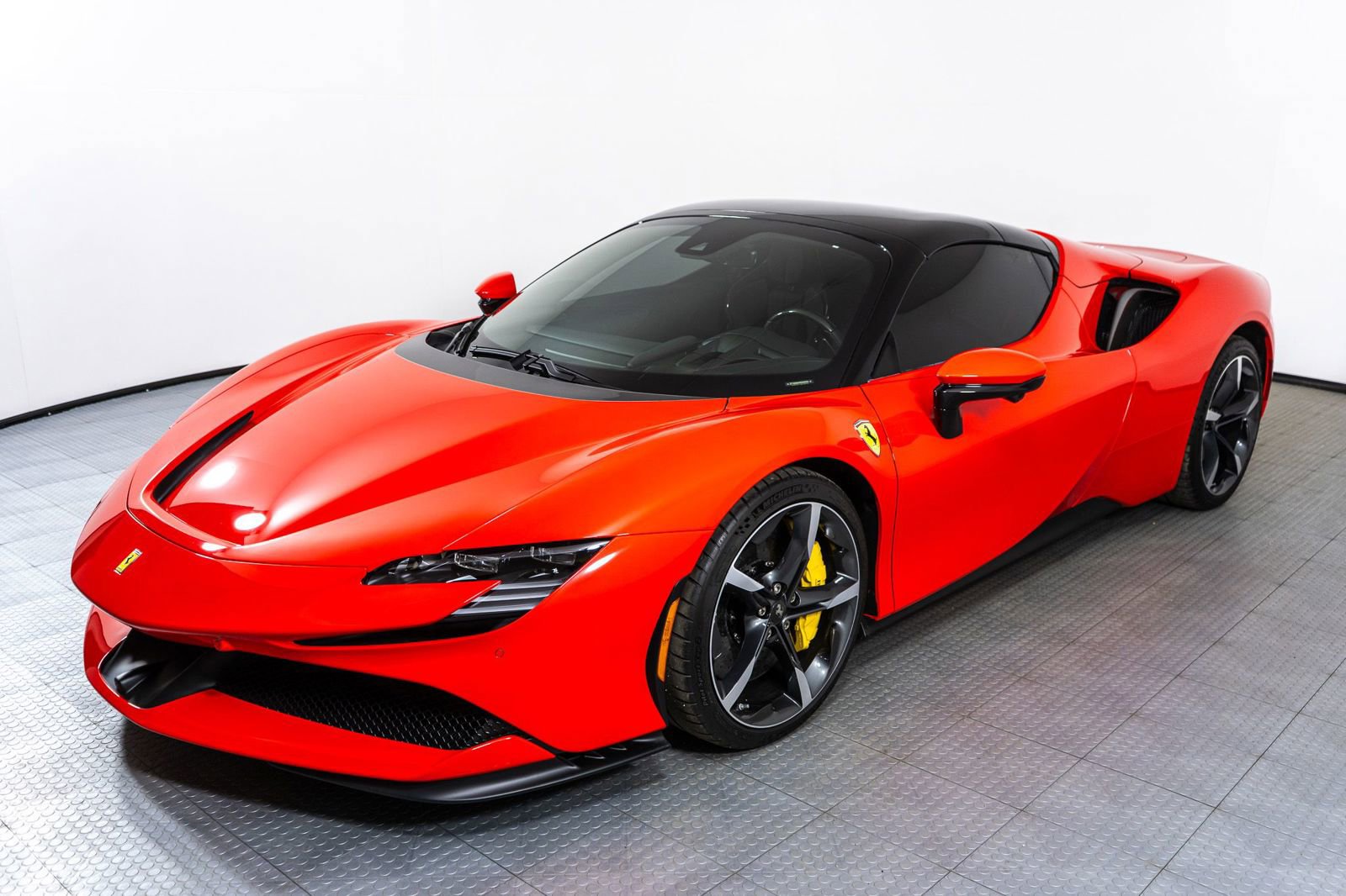Certified 2024 Ferrari SF90 Spider image 32