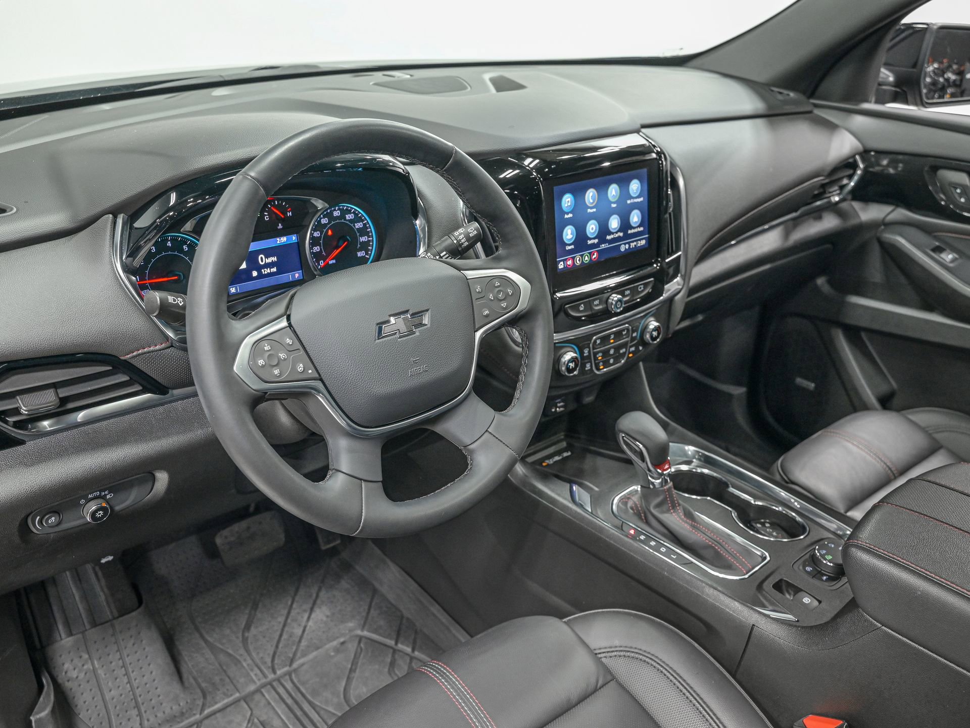 Used 2023 Chevrolet Traverse RS AWD/4WD image 15