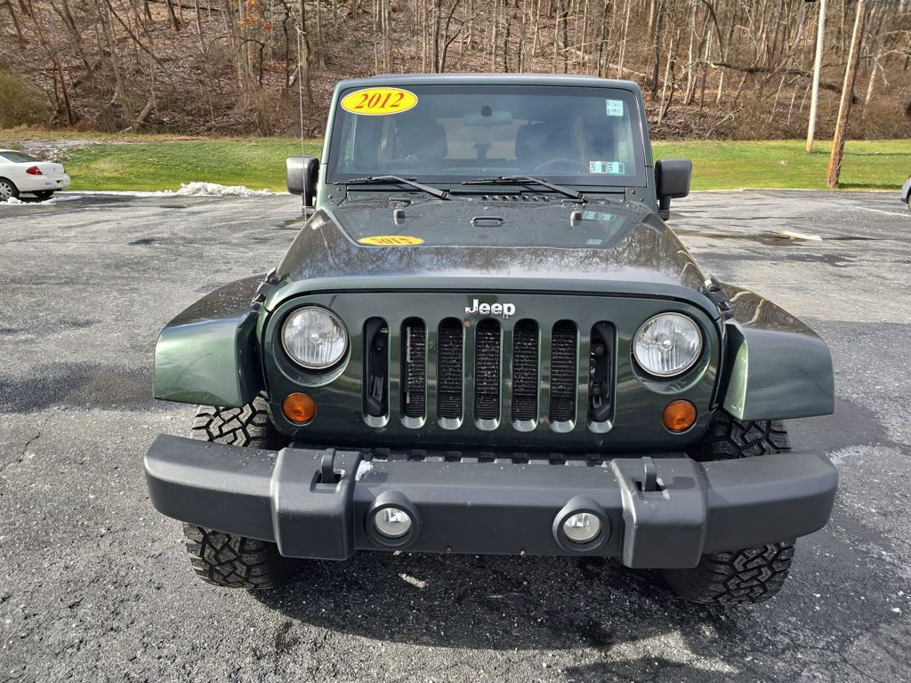 Used 2012 Jeep Wrangler Unlimited Sahara w/ Connectivity Group image 8