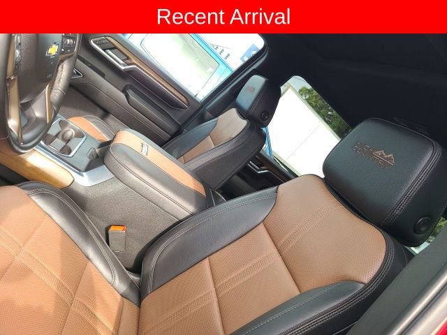 Used 2024 Chevrolet Silverado 3500 High Country w/ Technology Package image 6