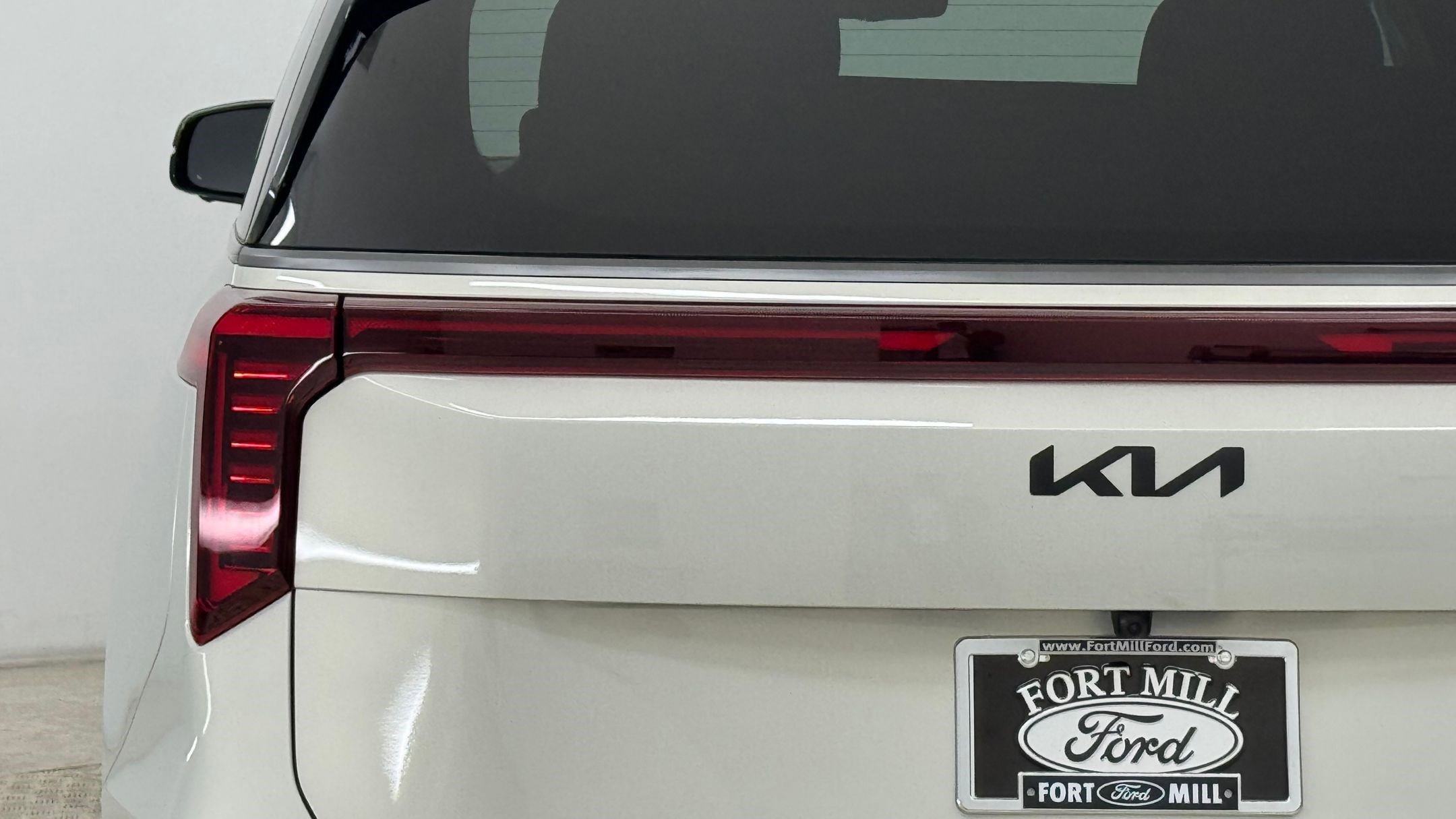 Used 2026 Kia Carnival SX Prestige image 13