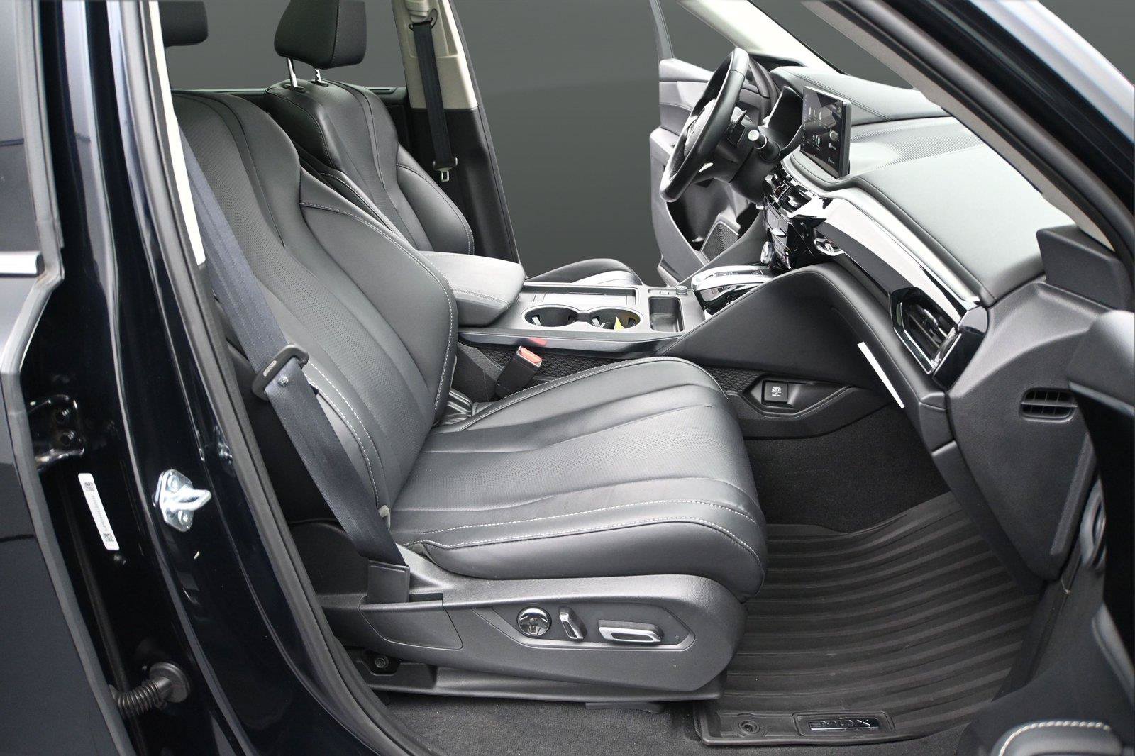 Certified 2025 Acura MDX w/ Technology Package AWD/4WD image 14