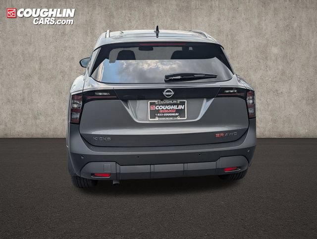 Certified 2025 Nissan Kicks SR AWD/4WD image 6