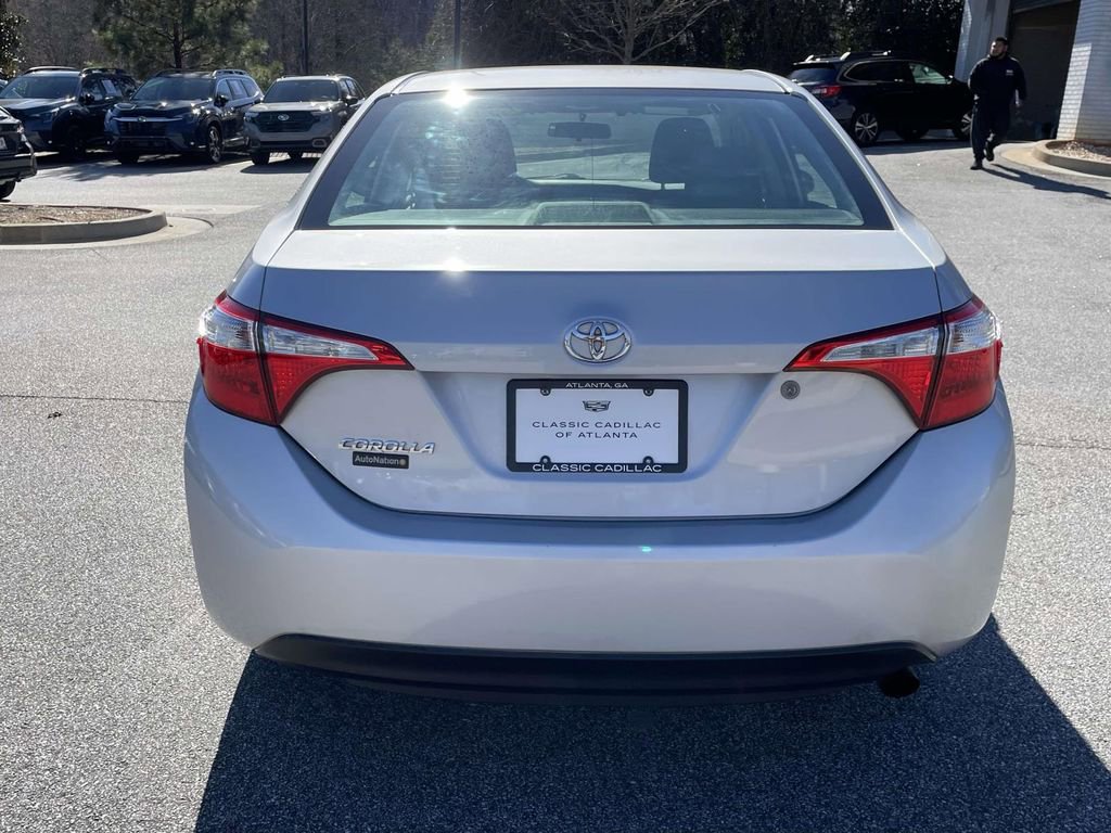 Used 2016 Toyota Corolla image 4