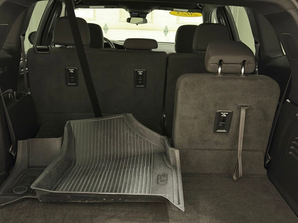Certified 2025 GMC Acadia Elevation w/ LPO, Floor Liner Package image 19