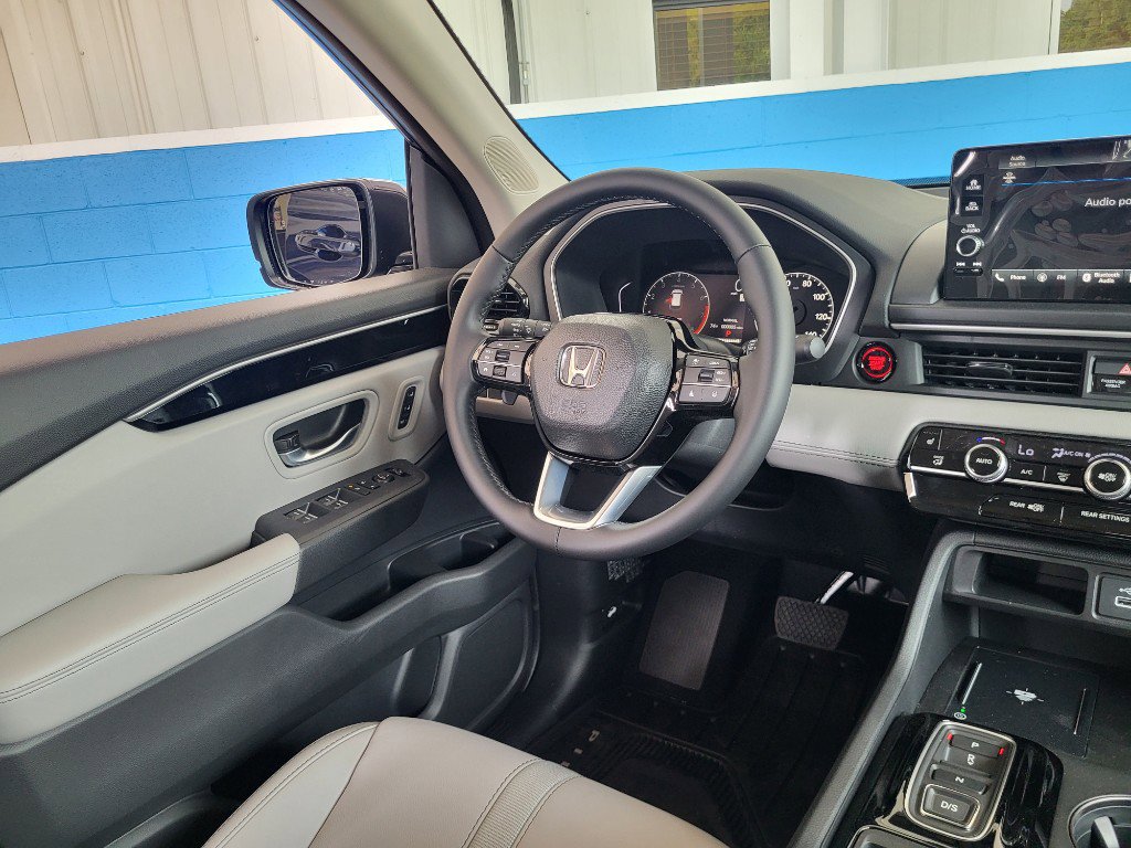 New 2025 Honda Pilot EX-L image 12