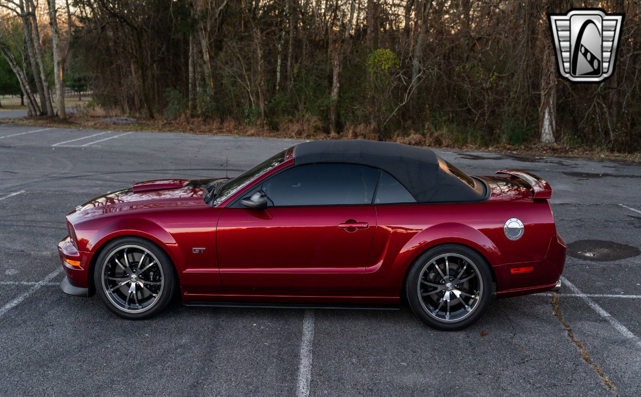 Used 2007 Ford Mustang GT image 26