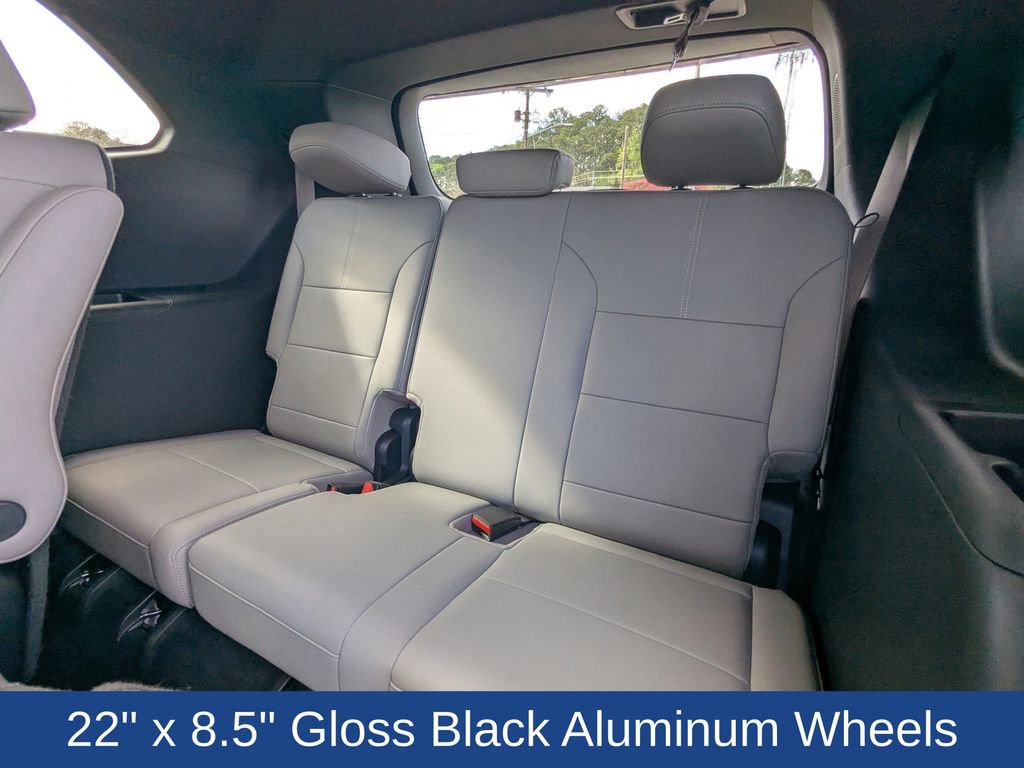 Used 2024 GMC Acadia Elevation w/ Black Edition image 14