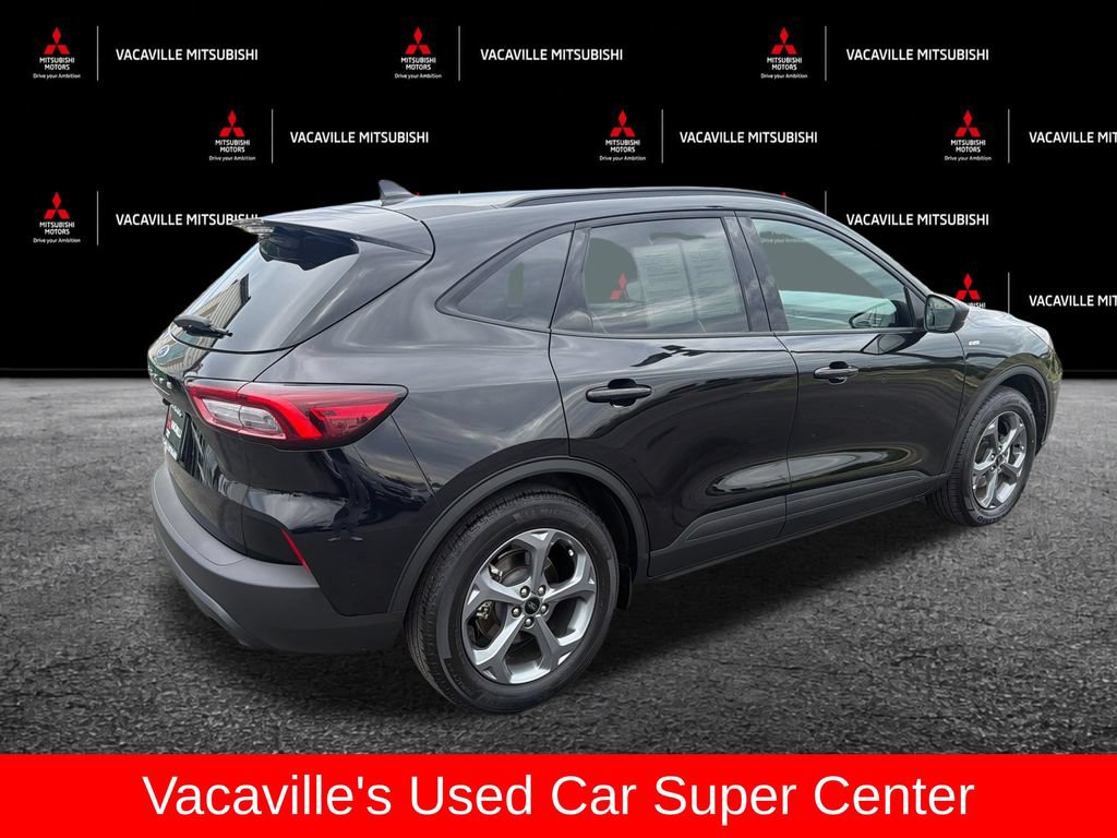 Used 2025 Ford Escape ST-Line FWD image 5