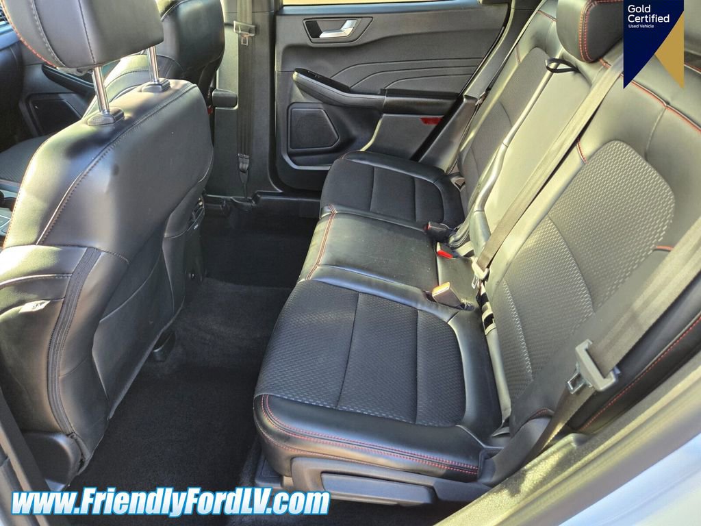 Certified 2025 Ford Escape ST-Line image 9