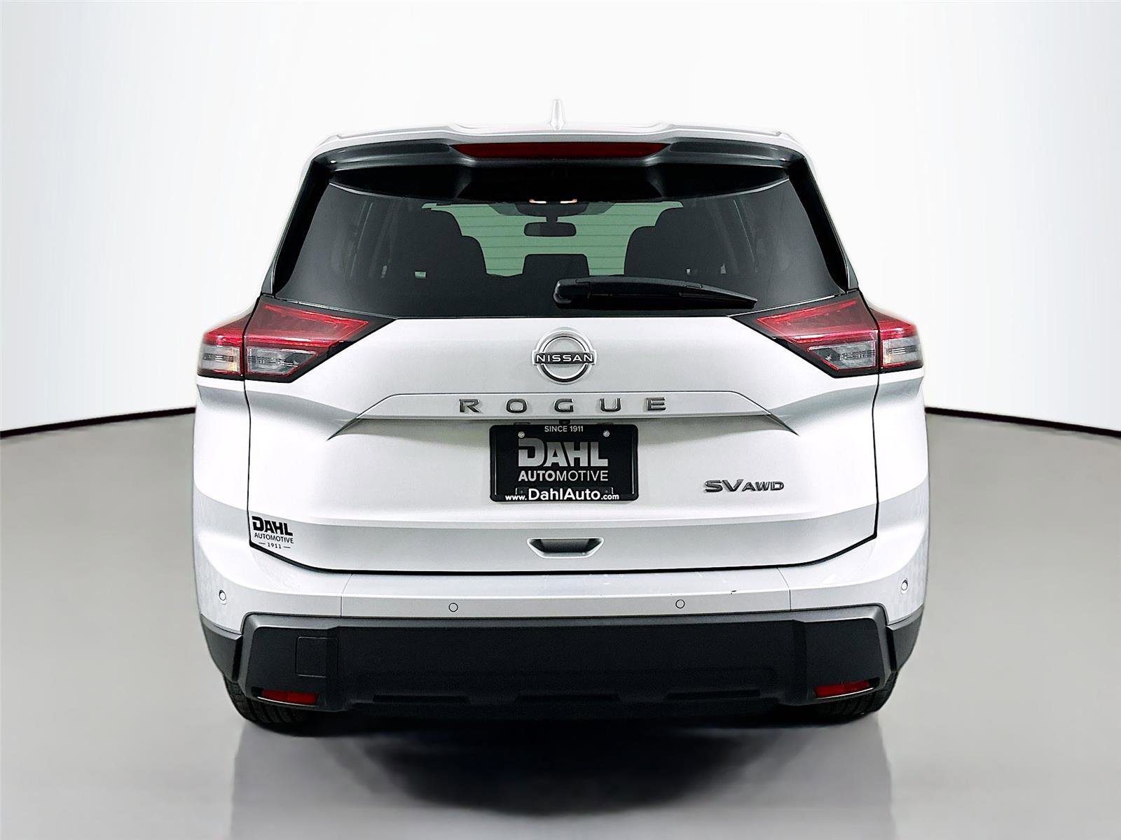 Used 2024 Nissan Rogue SV image 6