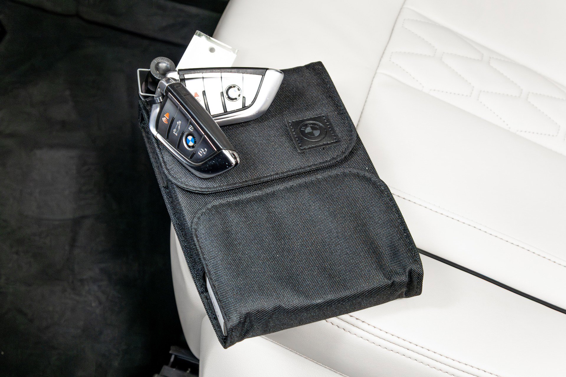 Used 2021 BMW X7 M50i image 86