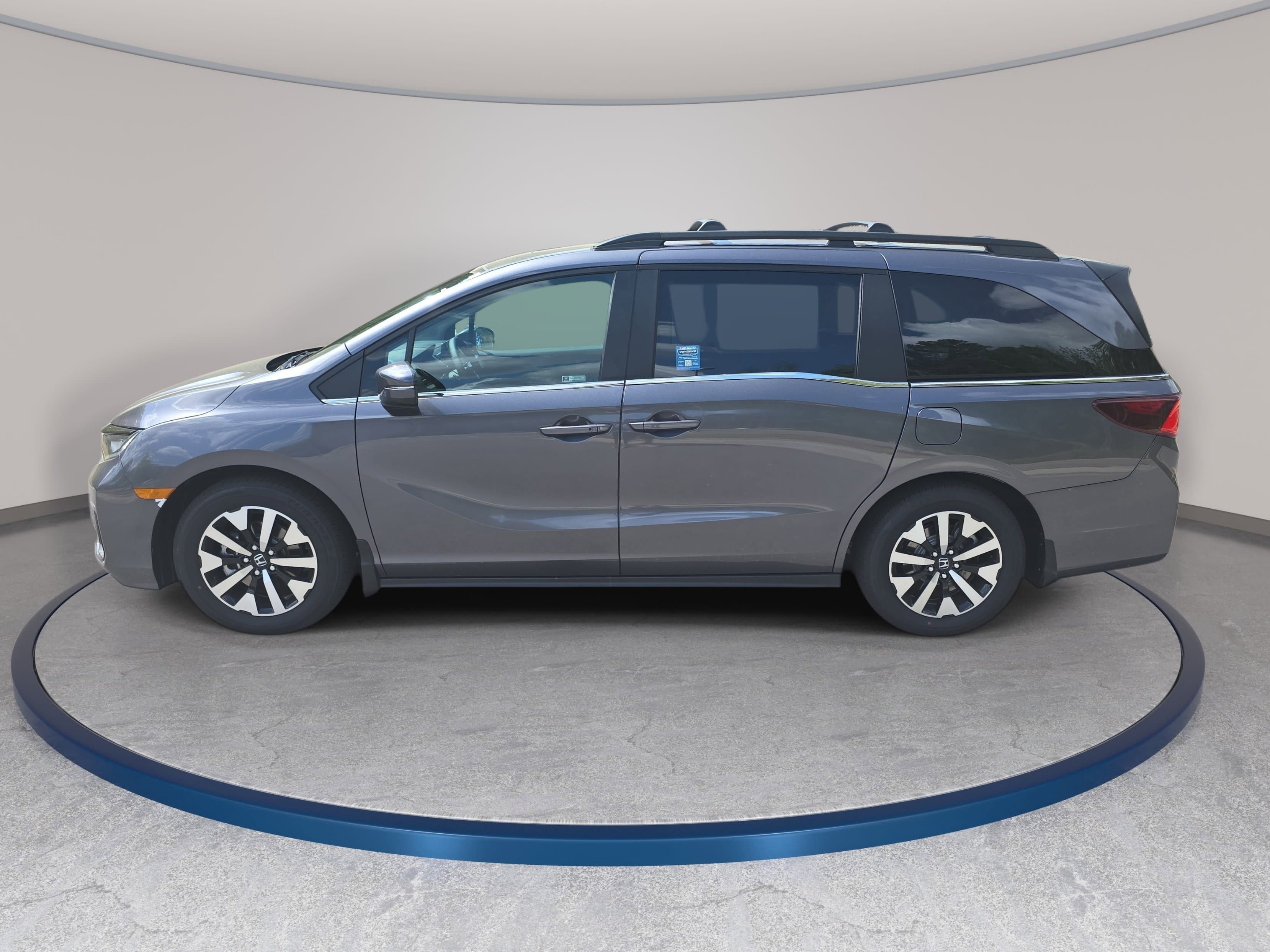 New 2026 Honda Odyssey EX-L image 6