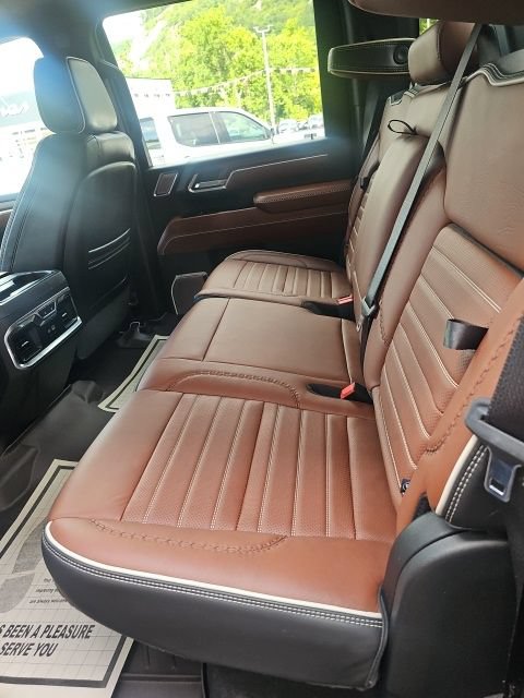 Used 2024 GMC Sierra 2500 Denali Ultimate AWD/4WD image 15