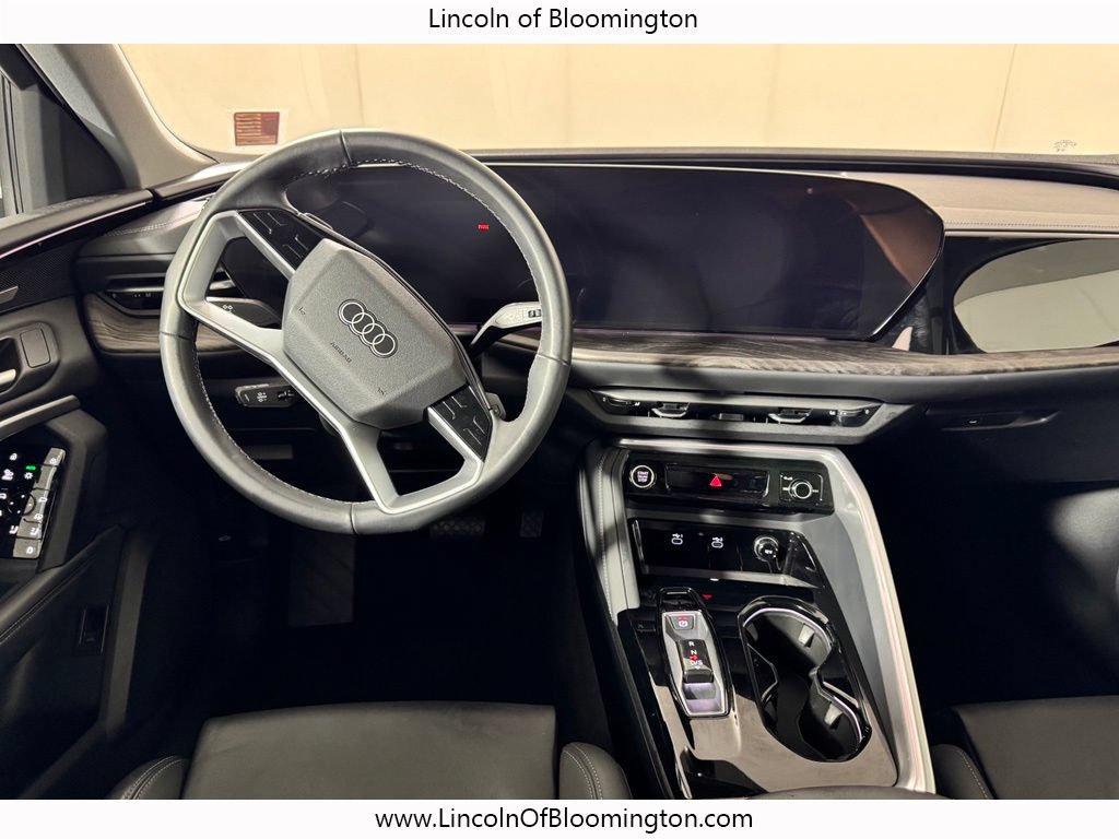 Used 2025 Audi Q5 Premium Plus w/ Premium Plus AWD/4WD image 17
