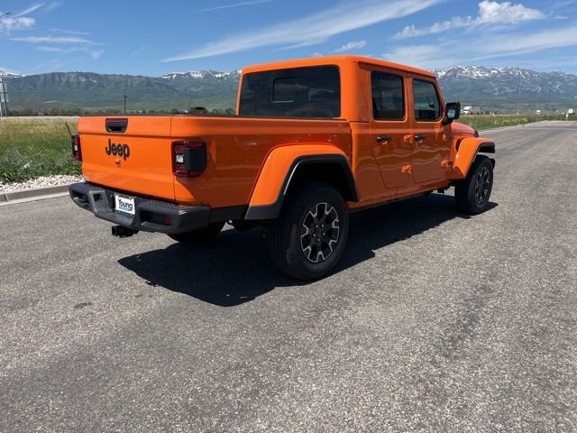 New 2025 Jeep Gladiator Sport w/ Premium Package image 3