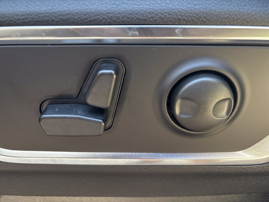 New 2026 RAM 1500 Laramie w/ Night Edition AWD/4WD image 35