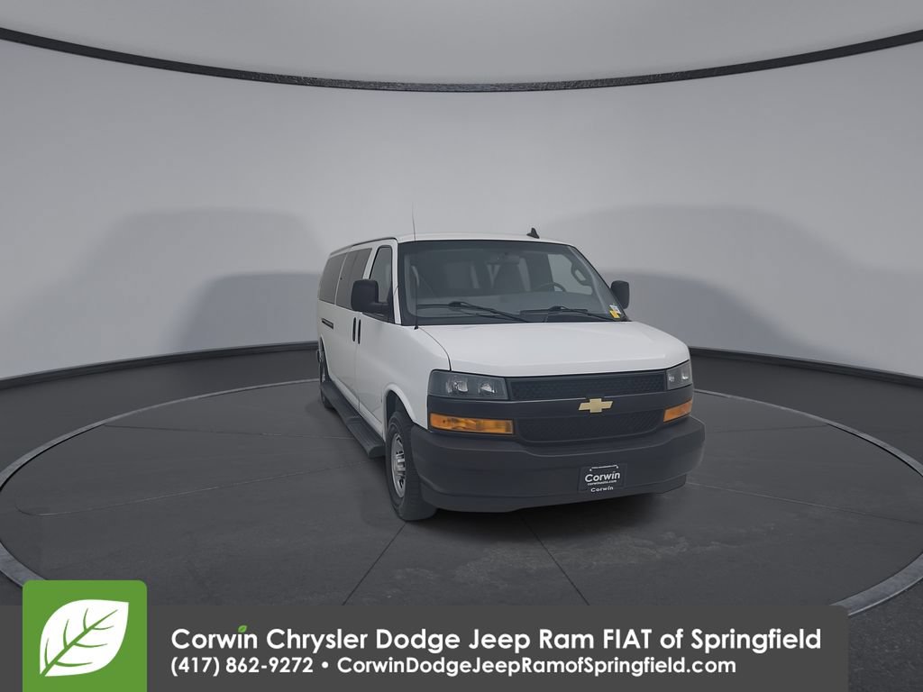 Used 2023 Chevrolet Express 3500 LS RWD image 4