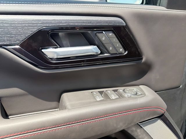 New 2026 GMC Yukon XL AT4 Ultimate AWD/4WD image 18