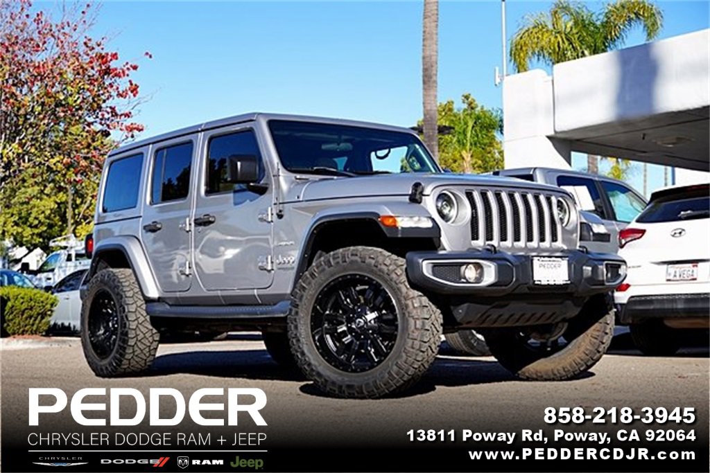 Used 2018 Jeep Wrangler Unlimited Sahara image 1