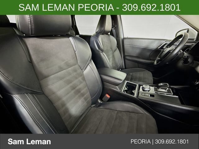 Used 2024 Mitsubishi Outlander SE image 28