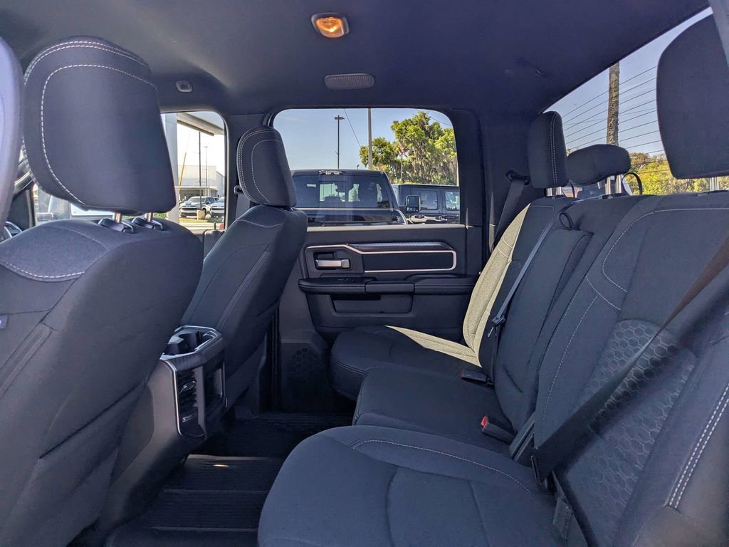 New 2026 RAM 3500 Big Horn AWD/4WD image 14