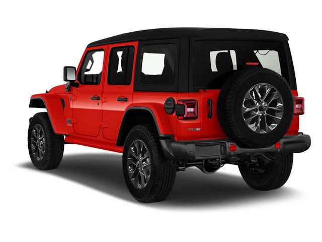 Used 2025 Jeep Wrangler Unlimited Sahara w/ Safety Group image 2