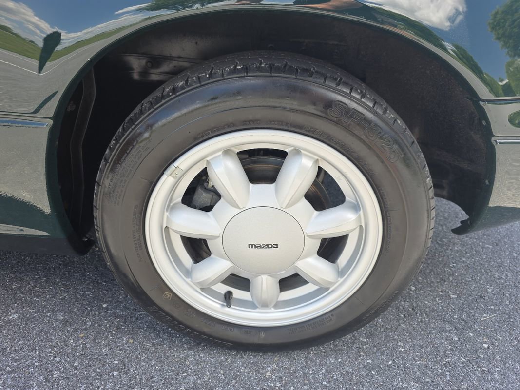 Used 1991 MAZDA MX-5 Miata RWD image 38