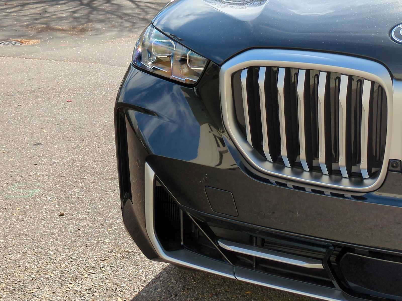 Used 2026 BMW X5 xDrive50e w/ Executive Package image 11