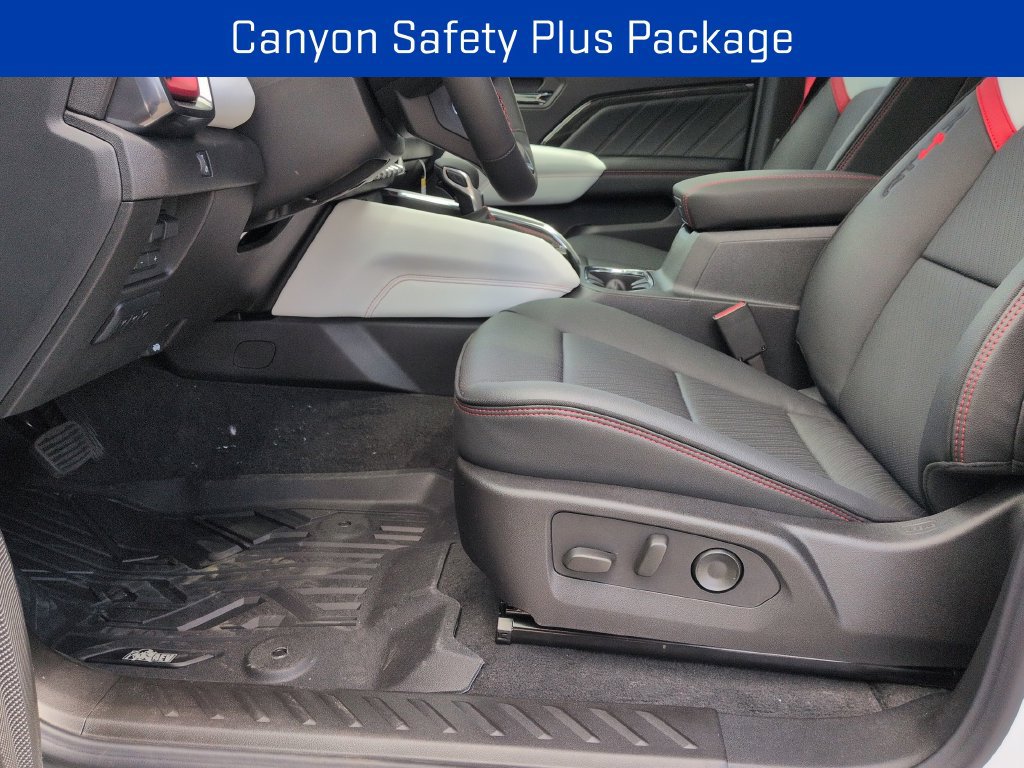 New 2026 GMC Canyon AT4X w/ AT4X AEV Edition AWD/4WD image 9