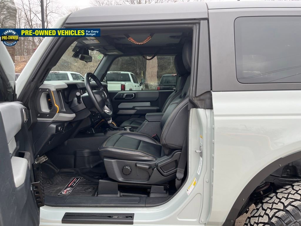 Used 2022 Ford Bronco Badlands w/ Sasquatch Package image 15