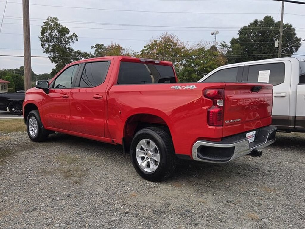 Used 2025 Chevrolet Silverado 1500 LT AWD/4WD image 5