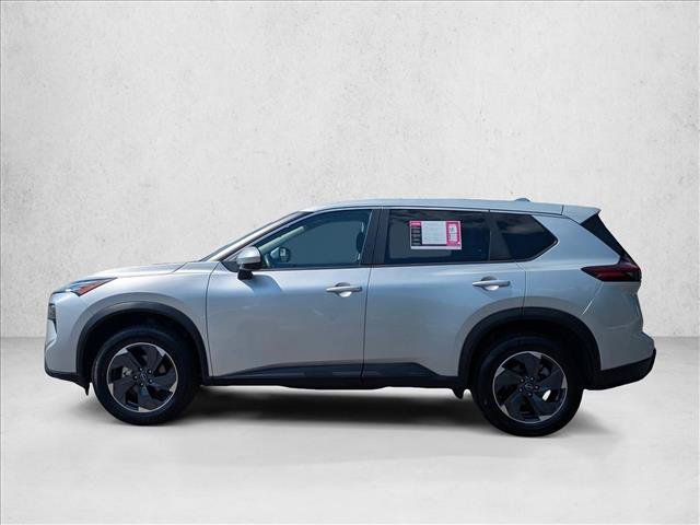 Used 2024 Nissan Rogue SV FWD image 9