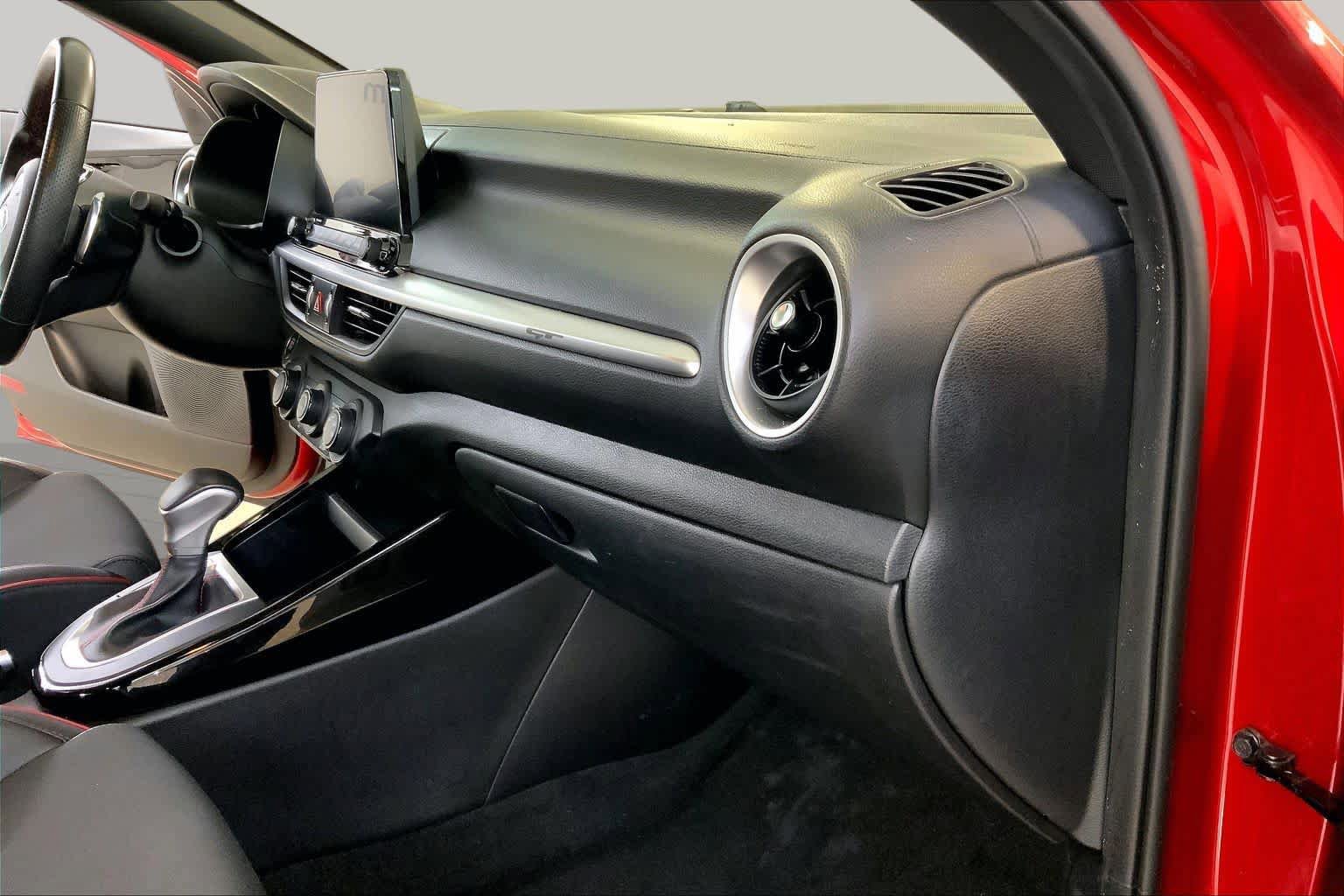 Used 2021 Kia Forte GT FWD image 18