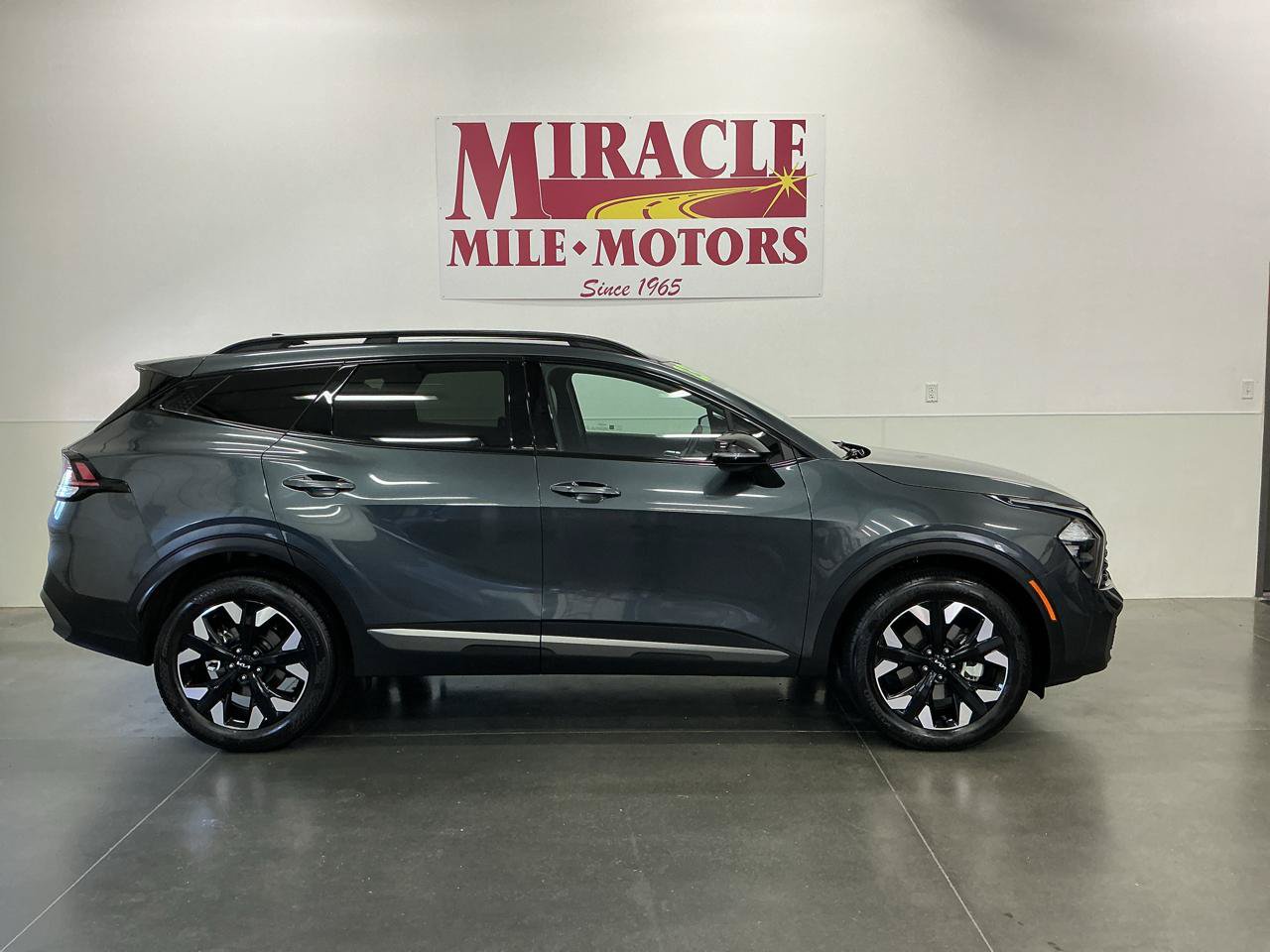 Used 2023 Kia Sportage X-Line w/ X-Line Premium Package AWD/4WD image 6