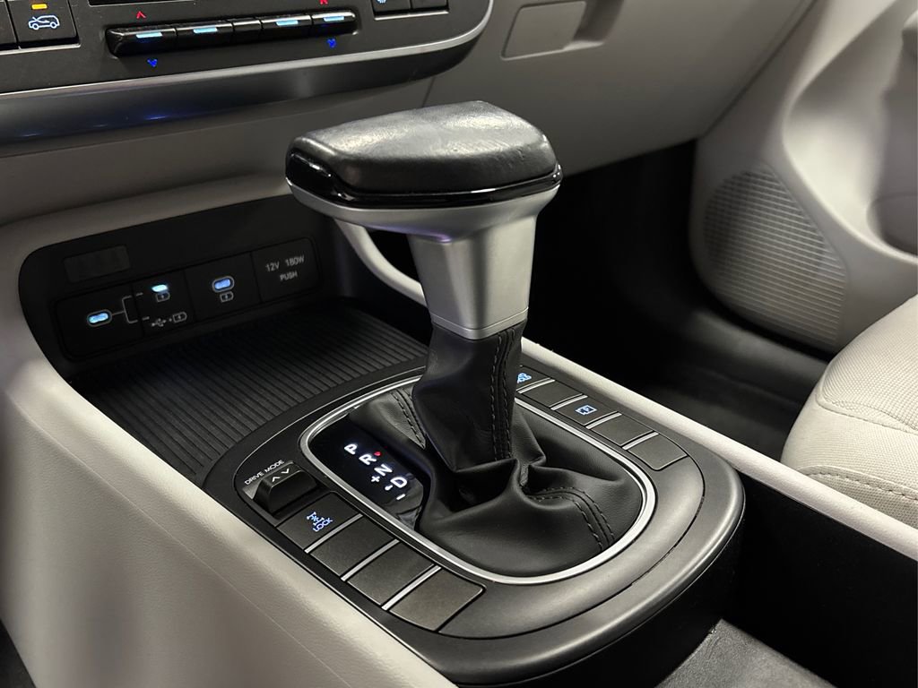 Certified 2024 Hyundai Kona SEL image 30