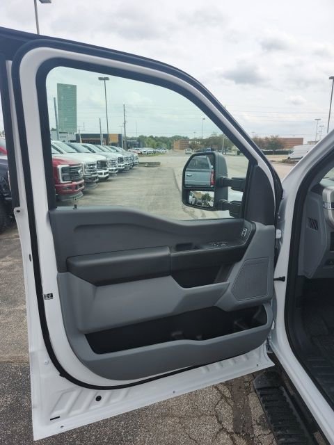 New 2026 Ford F350 XL w/ XL Chrome Package image 26